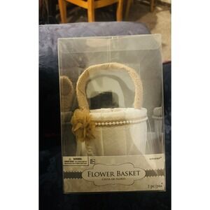 Flower Basket Amscan Fabric Decorated with Flower and Lace‎ 8"